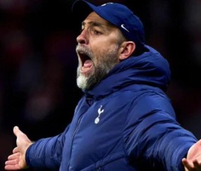 pp电子官方网站-西汉姆联逼平曼城获关键1分，2026英超拿分榜出炉|保级|托特纳姆热刺|诺丁汉森林|利兹联|伯恩利_新浪体育_新浪新闻